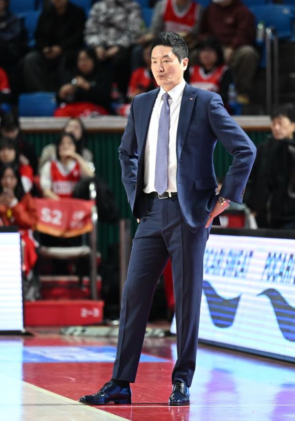 25-26 (01.13)  ����DB ���Ը��� ����ö ����