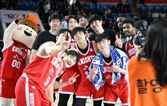 25-26 (01.13)  ����DB ���Ը��� SK �¸�