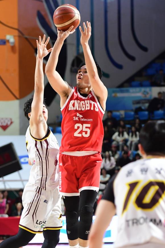 25-26 (01.15)  â��LG ���Ը��� �˺� �緻Ƽ��