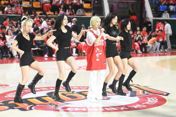 25-26 (04.12) ����ҳ� �÷��̿��� ���� �ڵ� ���� Ÿ�� ���� 